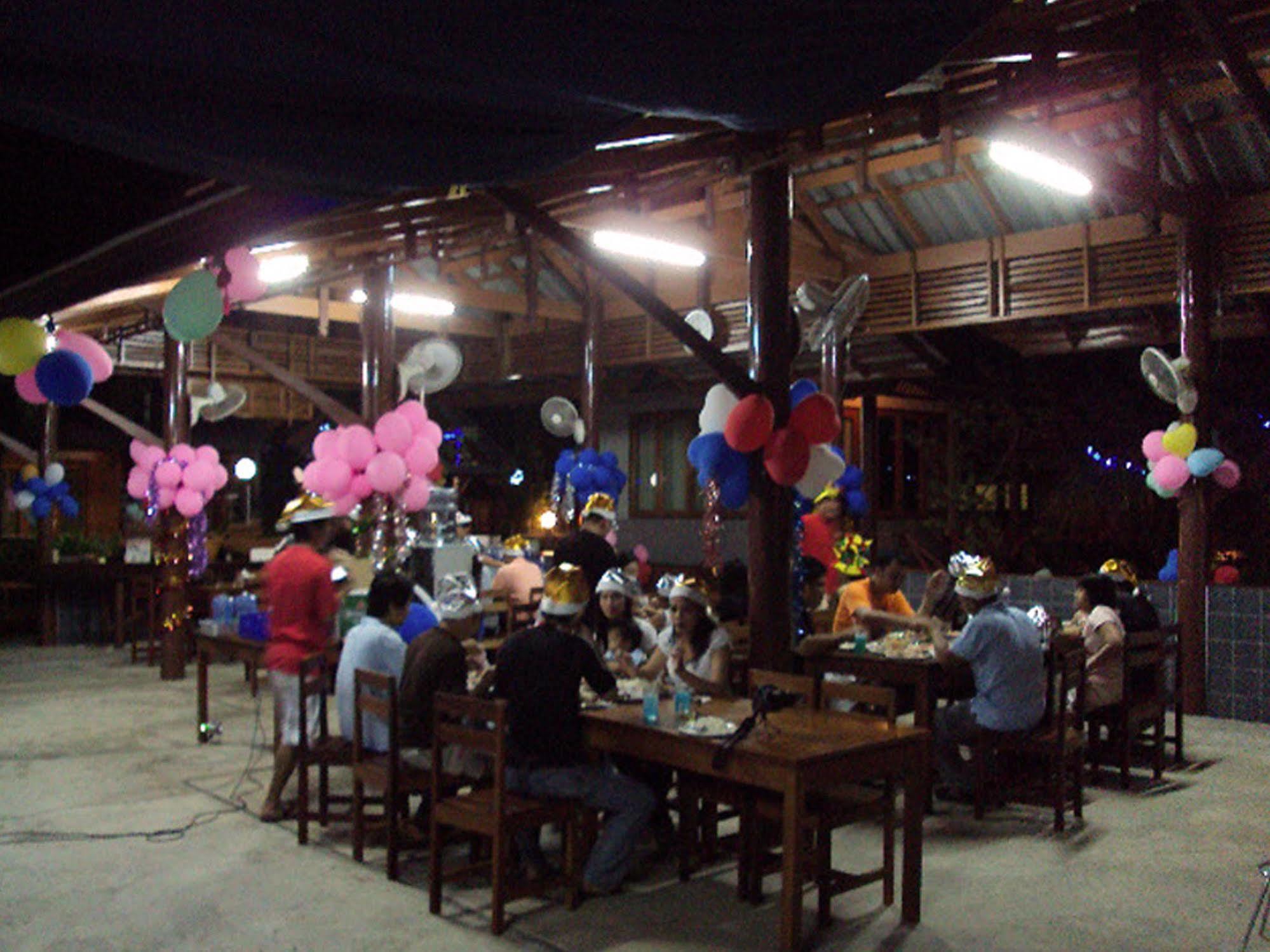 Baan Siriporn Resort Samut Songkhram Exterior foto
